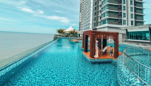 Swiss-Belhotel Kuantan: Stay at an oceanfront hotel with a stunning infinity pool overlooking the sea